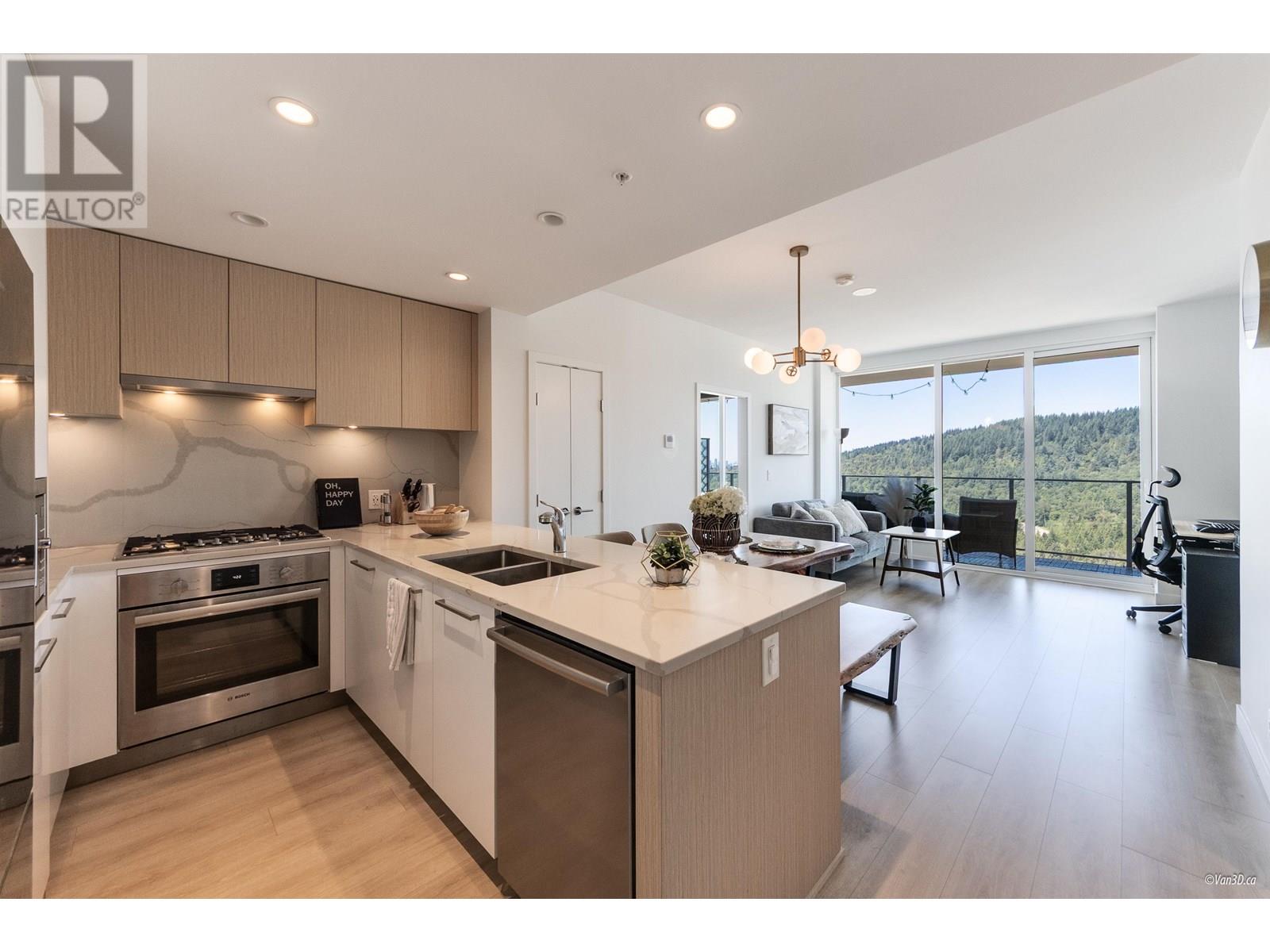 567 Clarke Road Unit 2703, Coquitlam, BC V3J 0K7