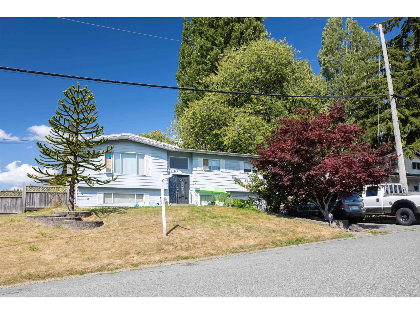31465 Aerolane Ave, Abbotsford, BC V2T 4B5