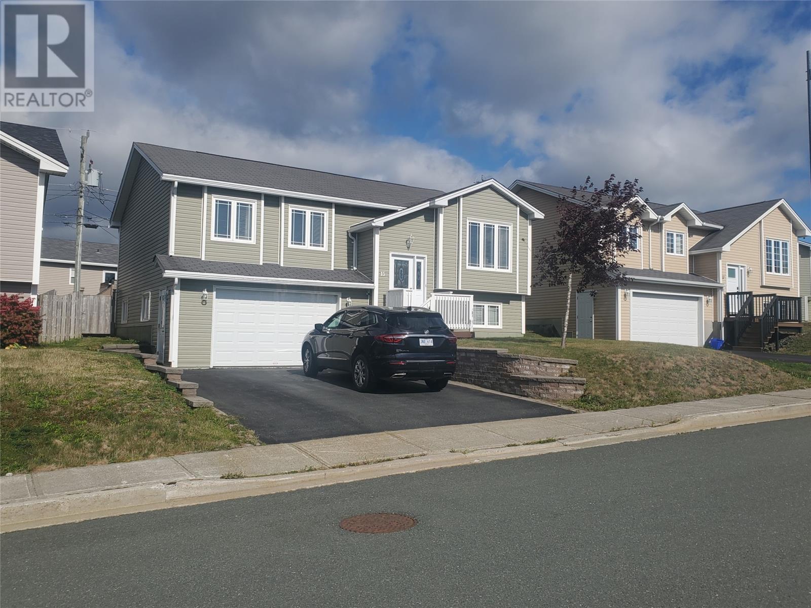 15 Brodie St, Mount Pearl, NL A1N 0B3