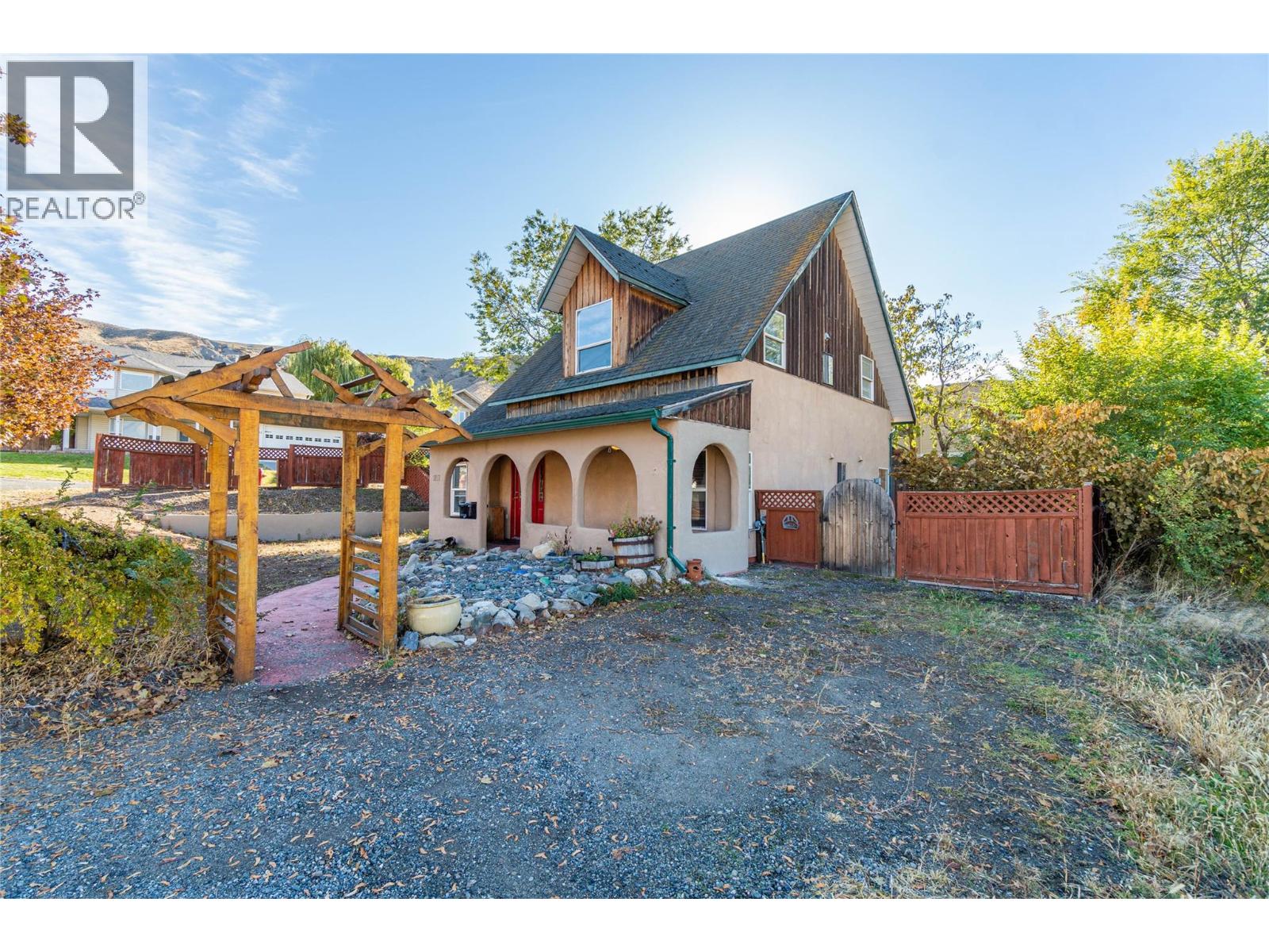 1217 Mesa Vista Dr, Ashcroft, BC V0K 1A0