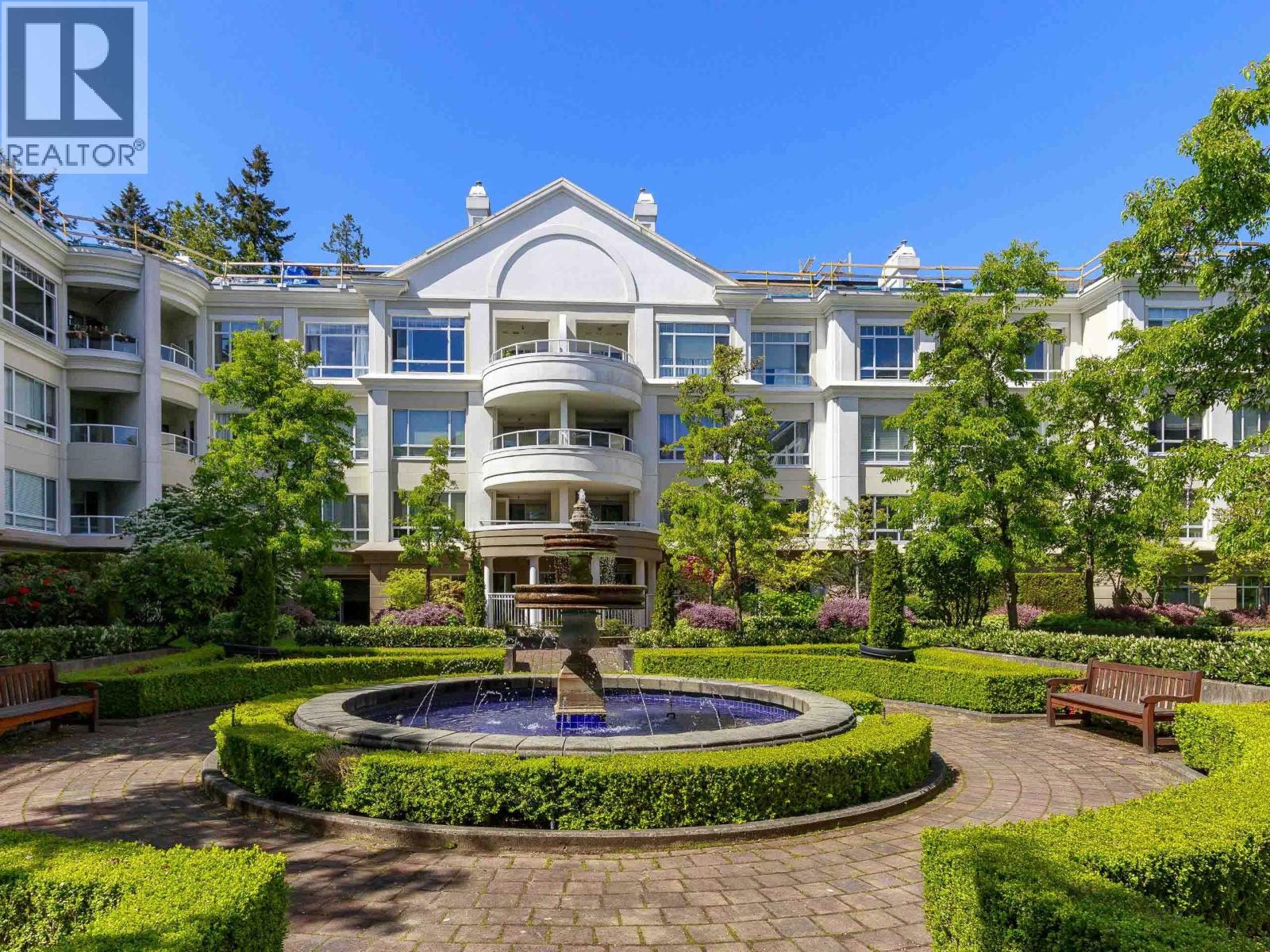 5735 Hampton Place Unit 109, Vancouver, BC V6T 2G8