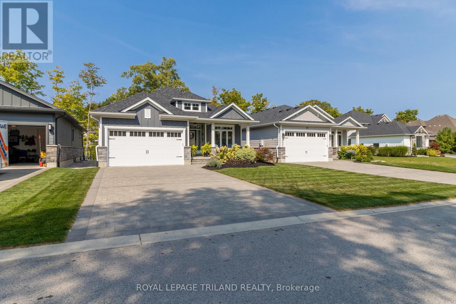 91 Gill Rd, Lambton Shores, ON N0M 1T0