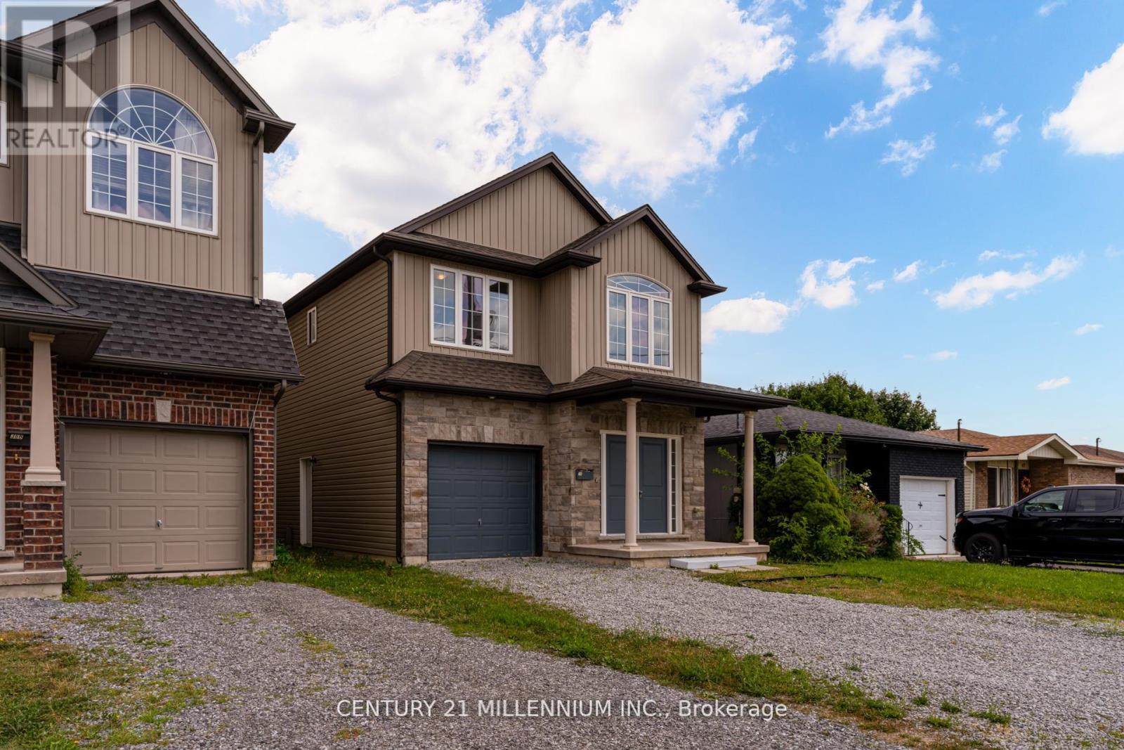 38 Kent St, St. Catharines, ON L2S 1H2