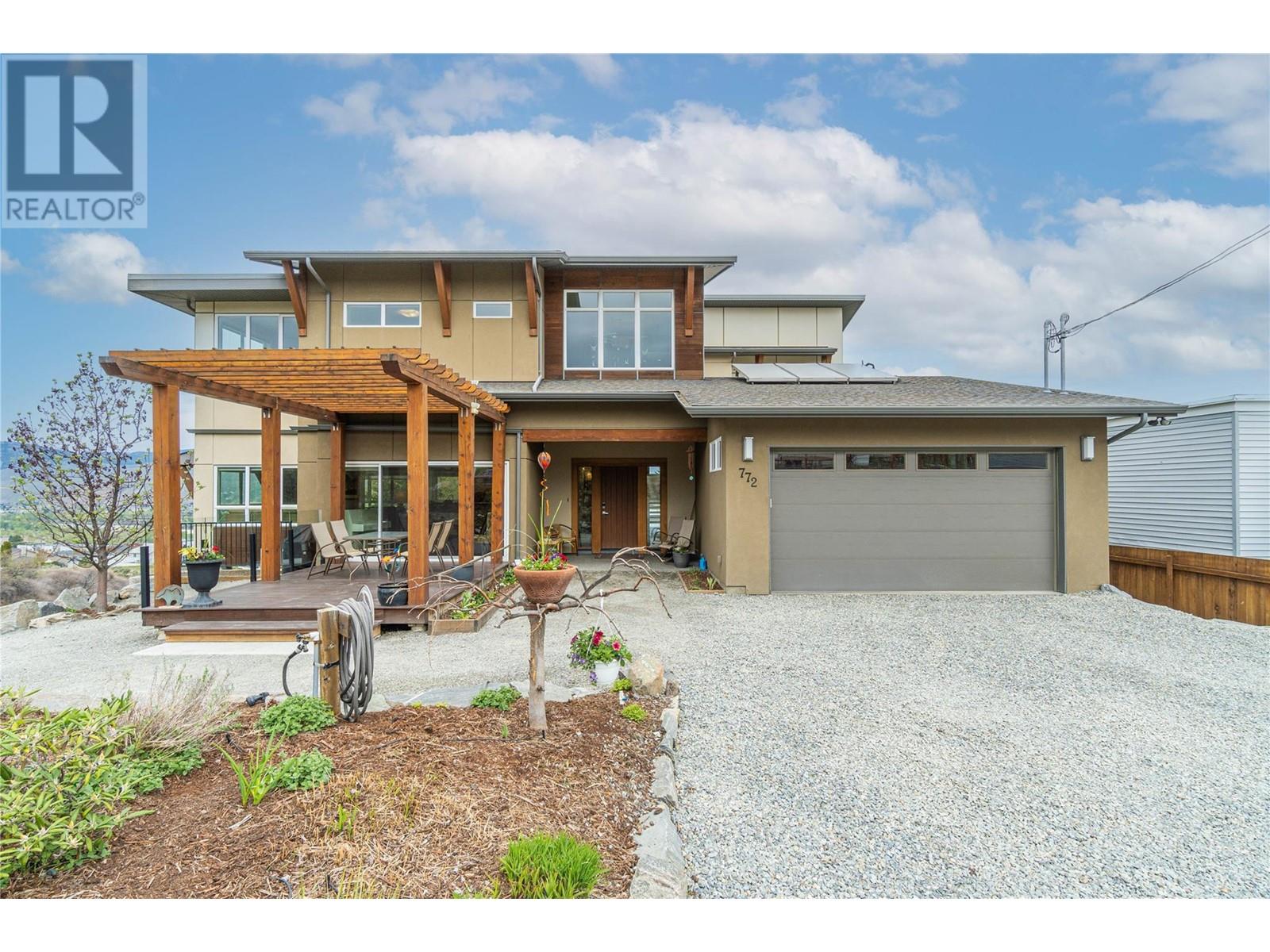 772 Battle St W, Kamloops, BC V2C 1H6