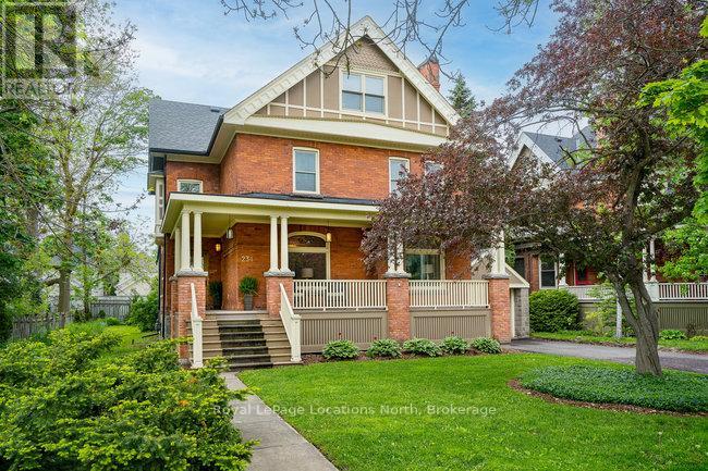 234 Pine St, Collingwood, ON L9Y 2P2