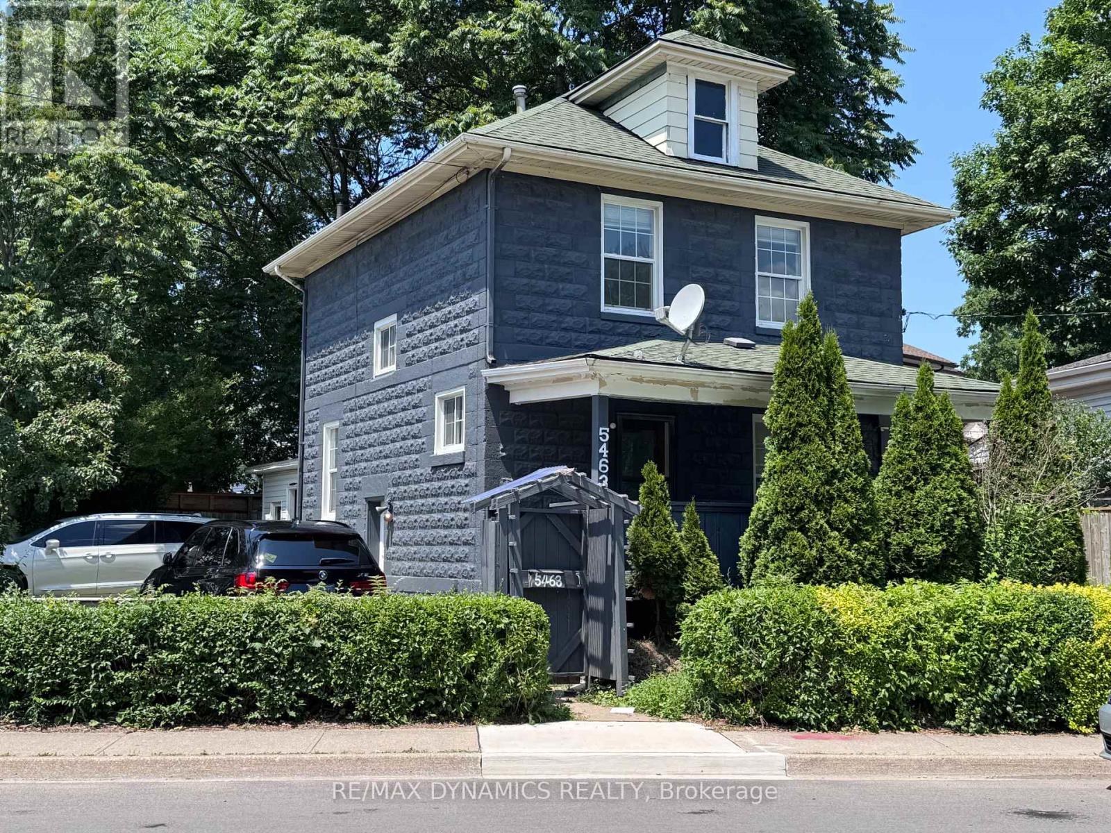 5463 Palmer Ave, Niagara Falls, ON L2E 3V2