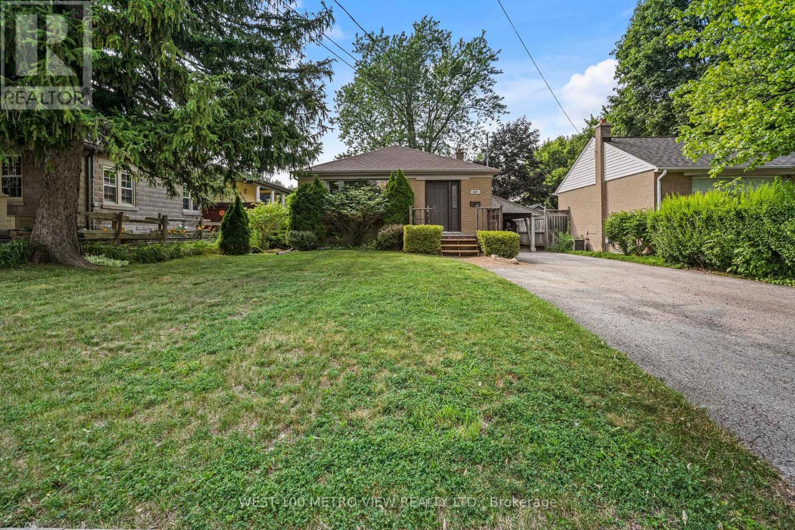 365 George St, Milton, ON L9T 1T2