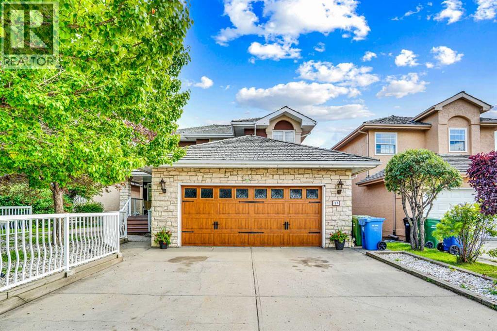 99 Coral Springs Blvd NE, Calgary, AB t3j 3j4