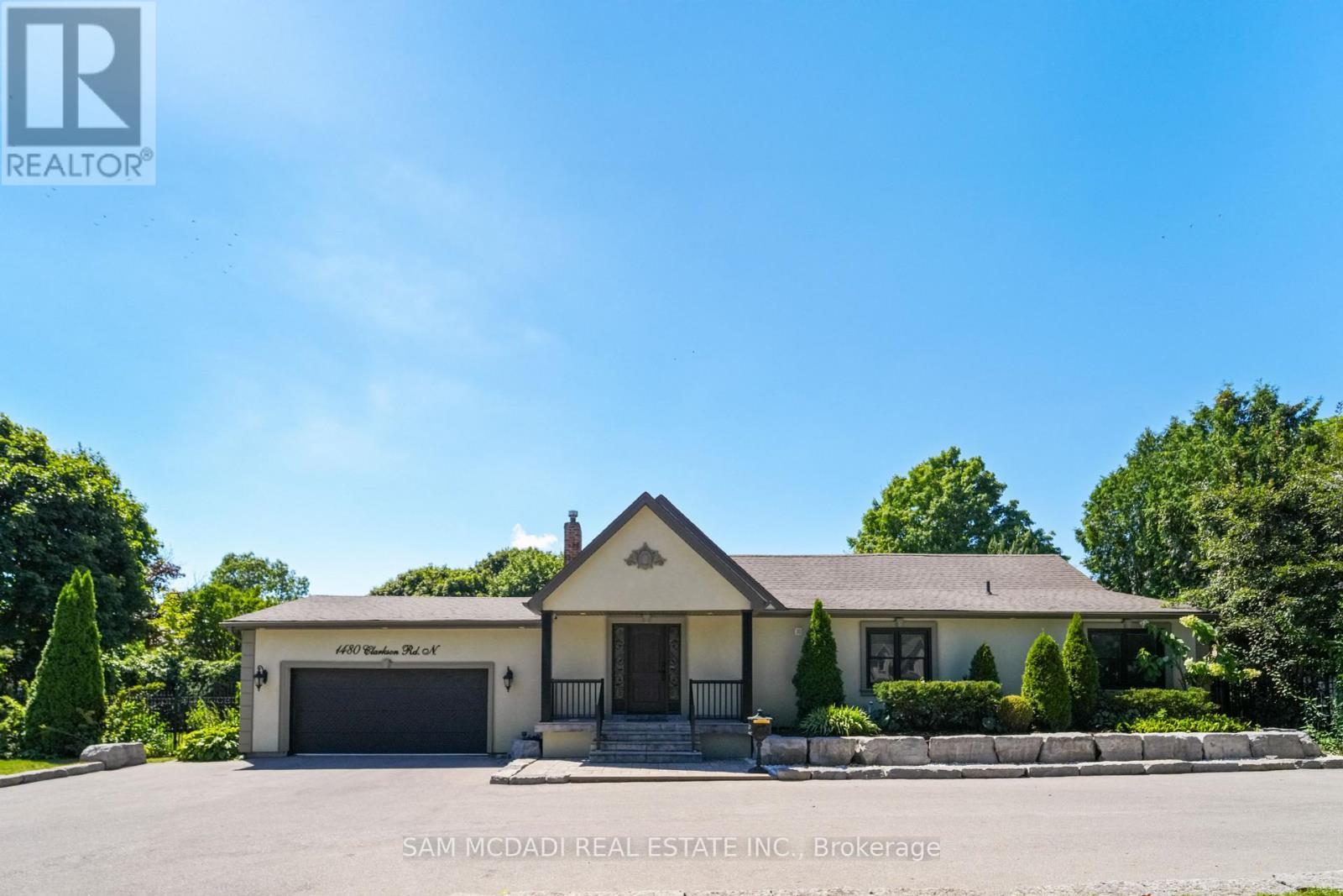 1480 Clarkson Rd N, Mississauga, ON L5J 2W9