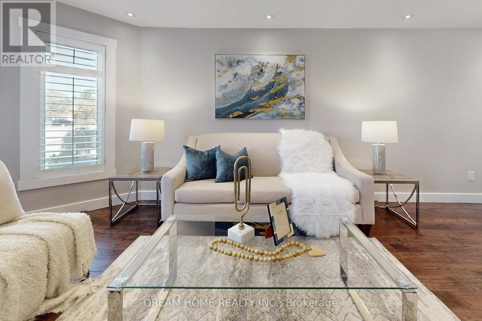 47 Venetian Cres, Vaughan, ON L4L 5E6