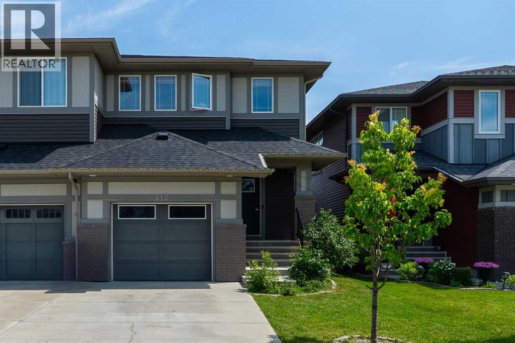 112 Midtown Ct SW, Airdrie, AB T4B 4E4