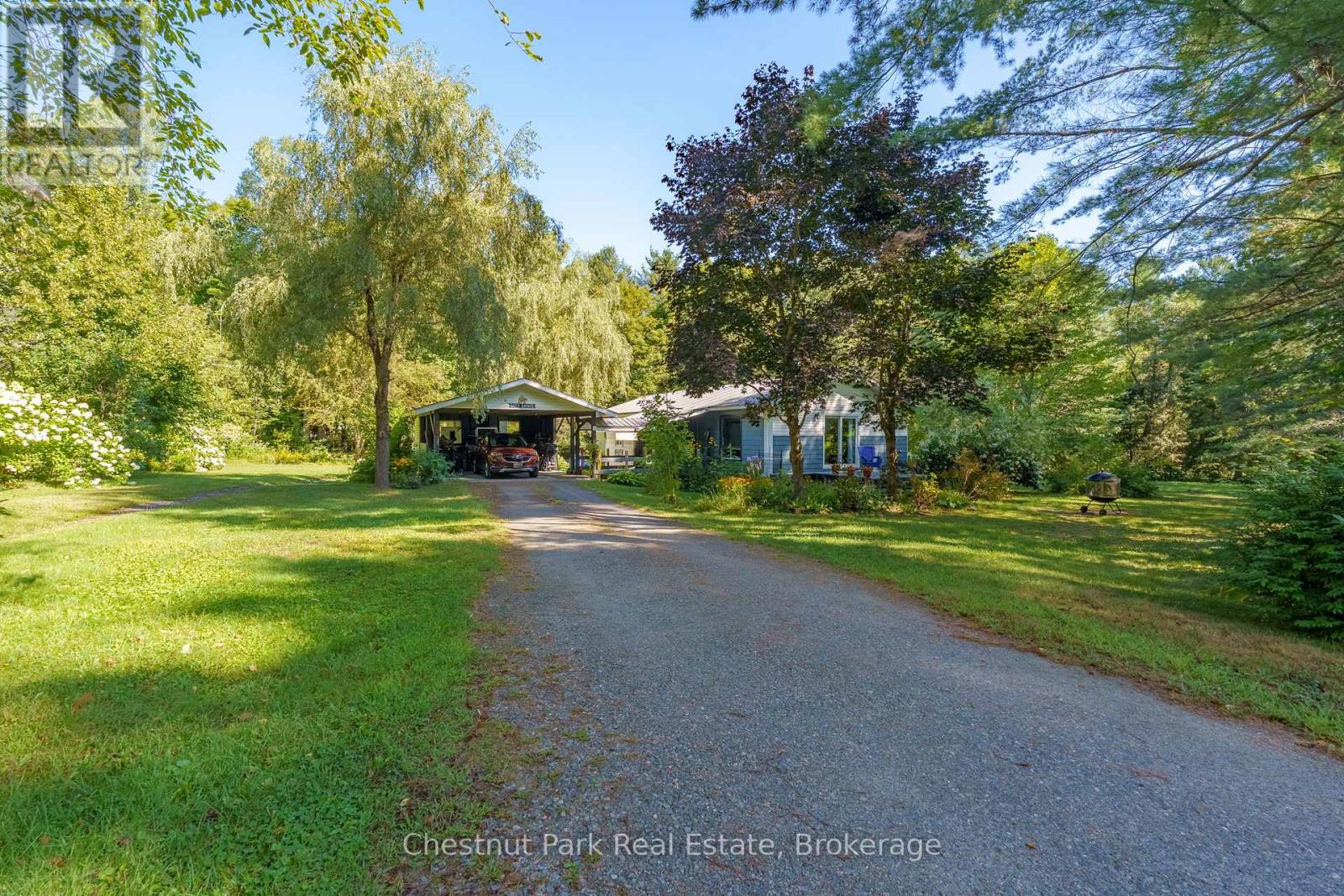 1047 Naismith Rd E, Bracebridge Macaulay, ON P1L 1X4