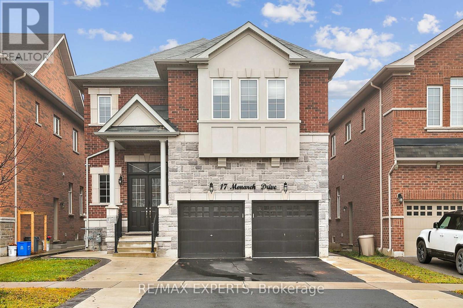17 Monarch Dr, Halton Hills, ON L7G 0M6