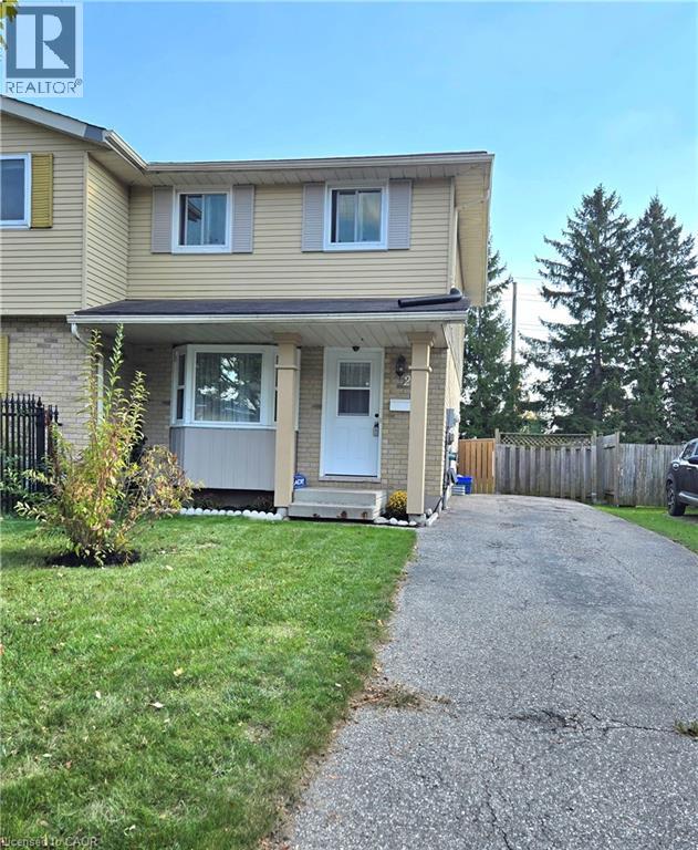 268 The Country Way, Kitchener, ON N2E 2P9