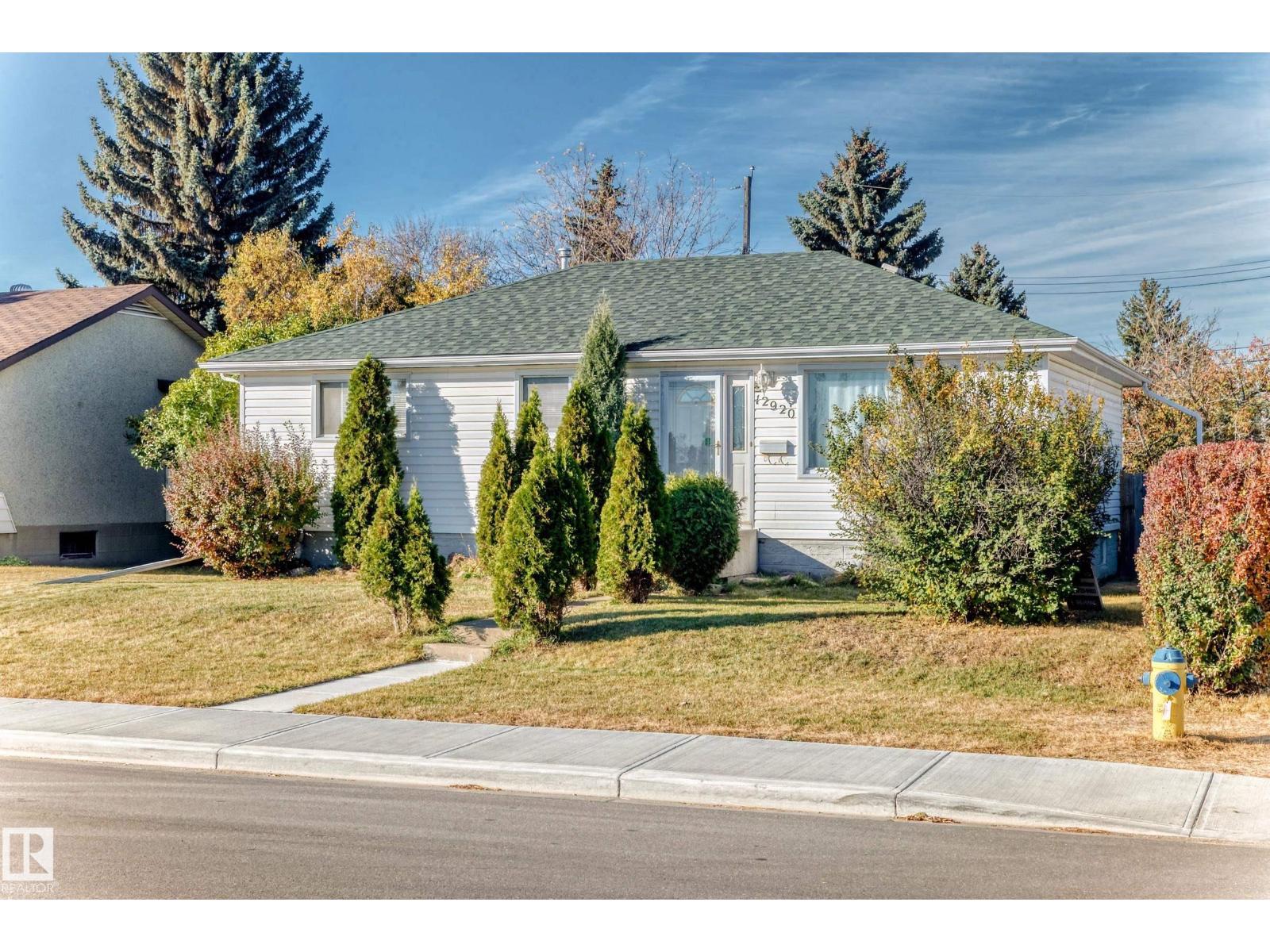 93 St Nw Unit 12920, Edmonton, AB T5E 3T2