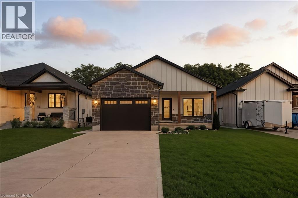 7 Macneil Ct, Bayham, ON N0J 1T0