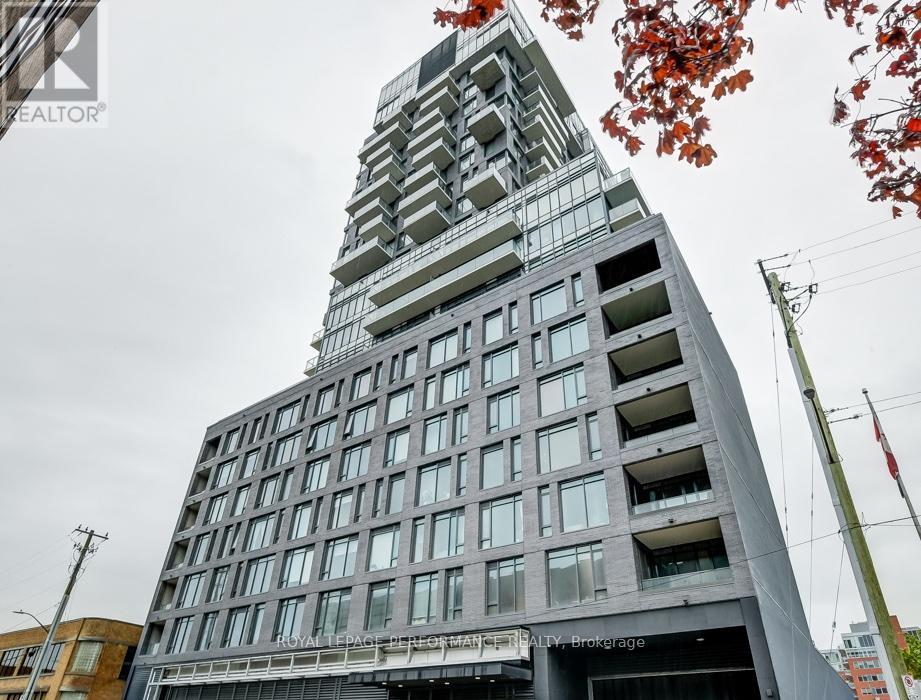 1804 203 Catherine St, Ottawa, ON K2P 1J5