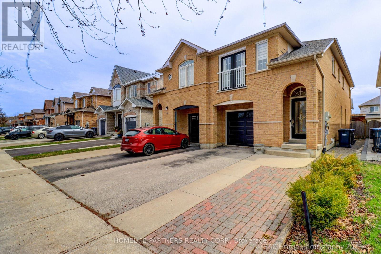 31 Knoll Haven Cir, Caledon, ON L7E 2V5