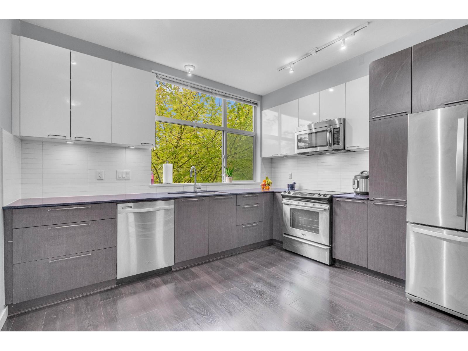 8473 163 Street Unit 8, Surrey, BC V4N 6M7