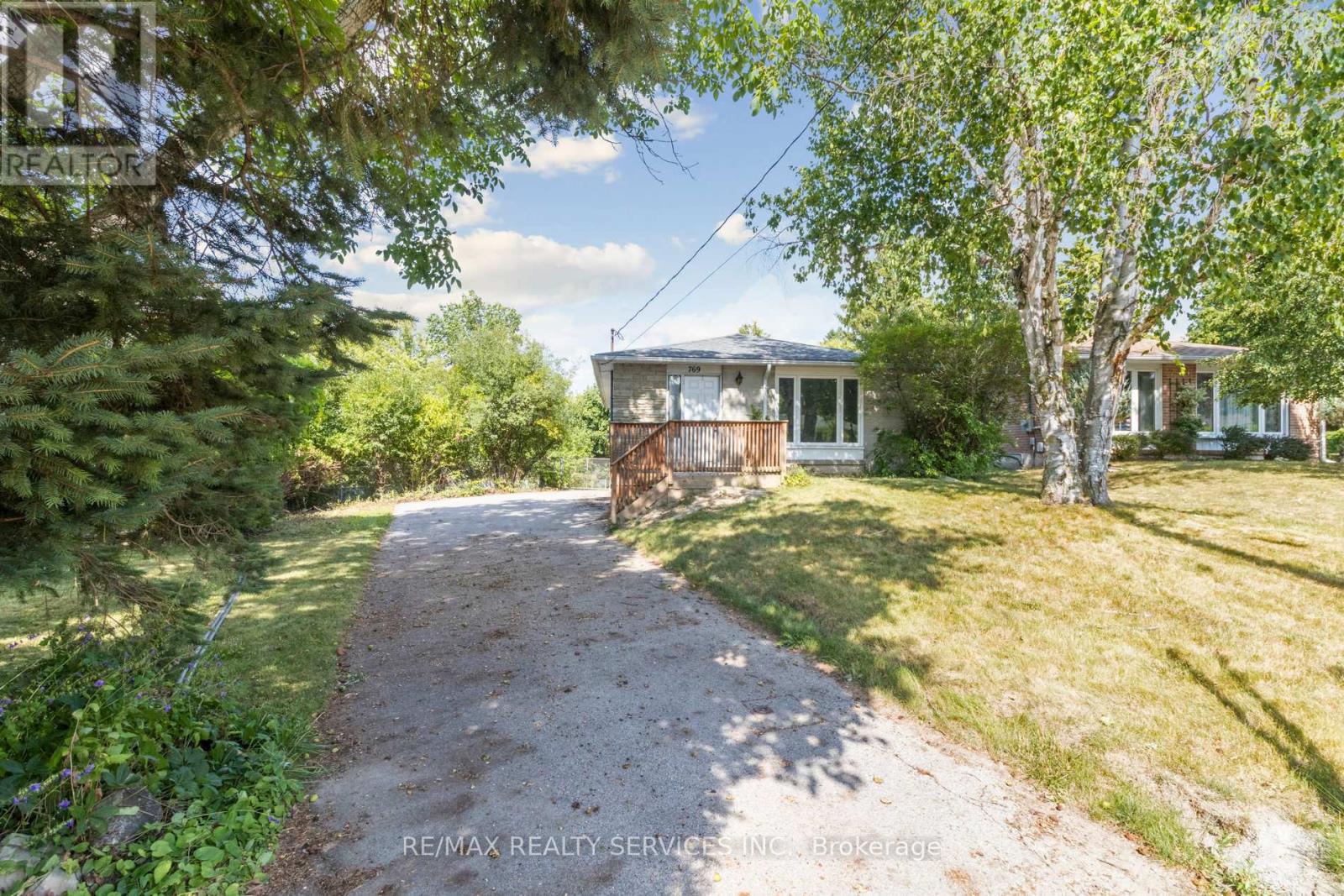 769 Greenfield Cres, Newmarket Huron Heights-leslie Valley, ON L3Y 3B2