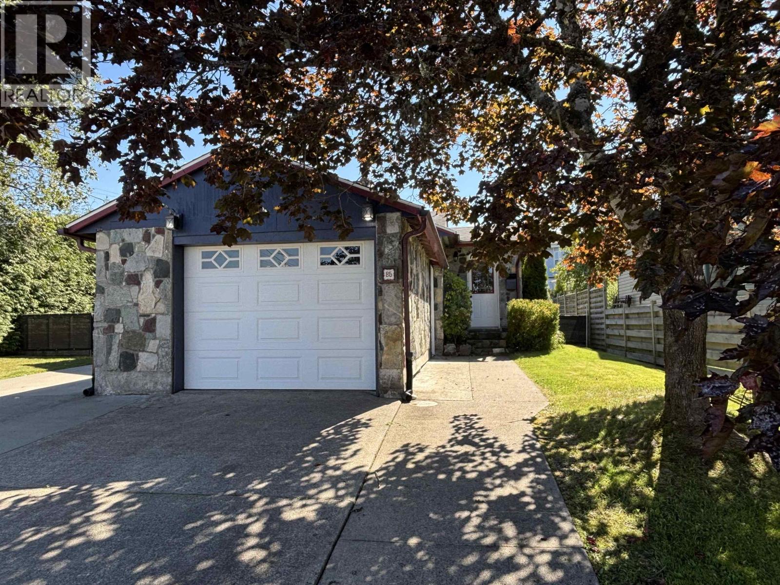 85 Wren St, Kitimat, BC V8C 1L2