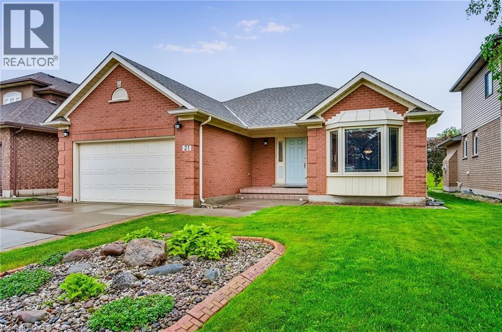 21 Riviera Rdg, Hamilton, ON L8E 5E6