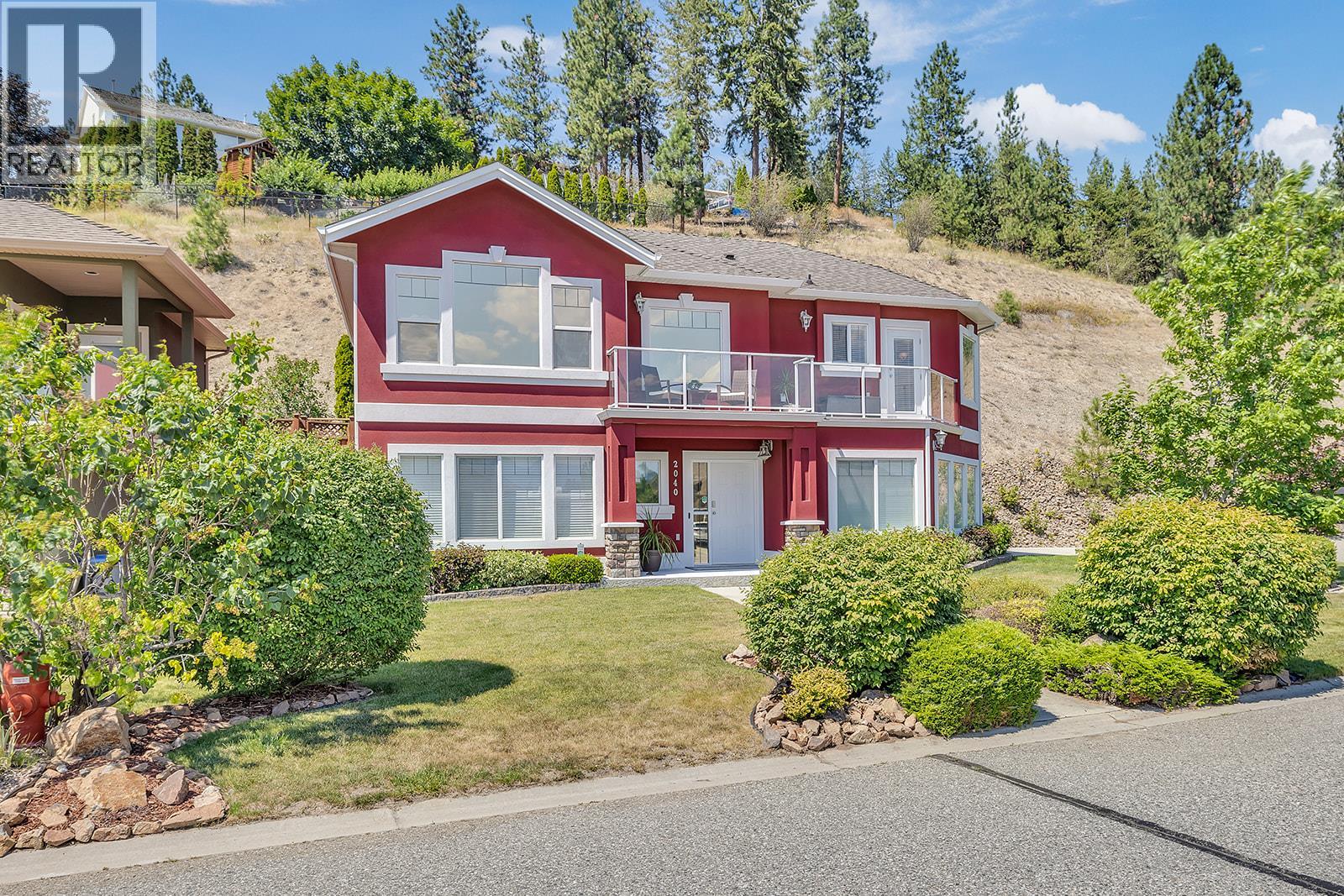 2040 Spyglass Way, West Kelowna, BC V1Z 3Z7