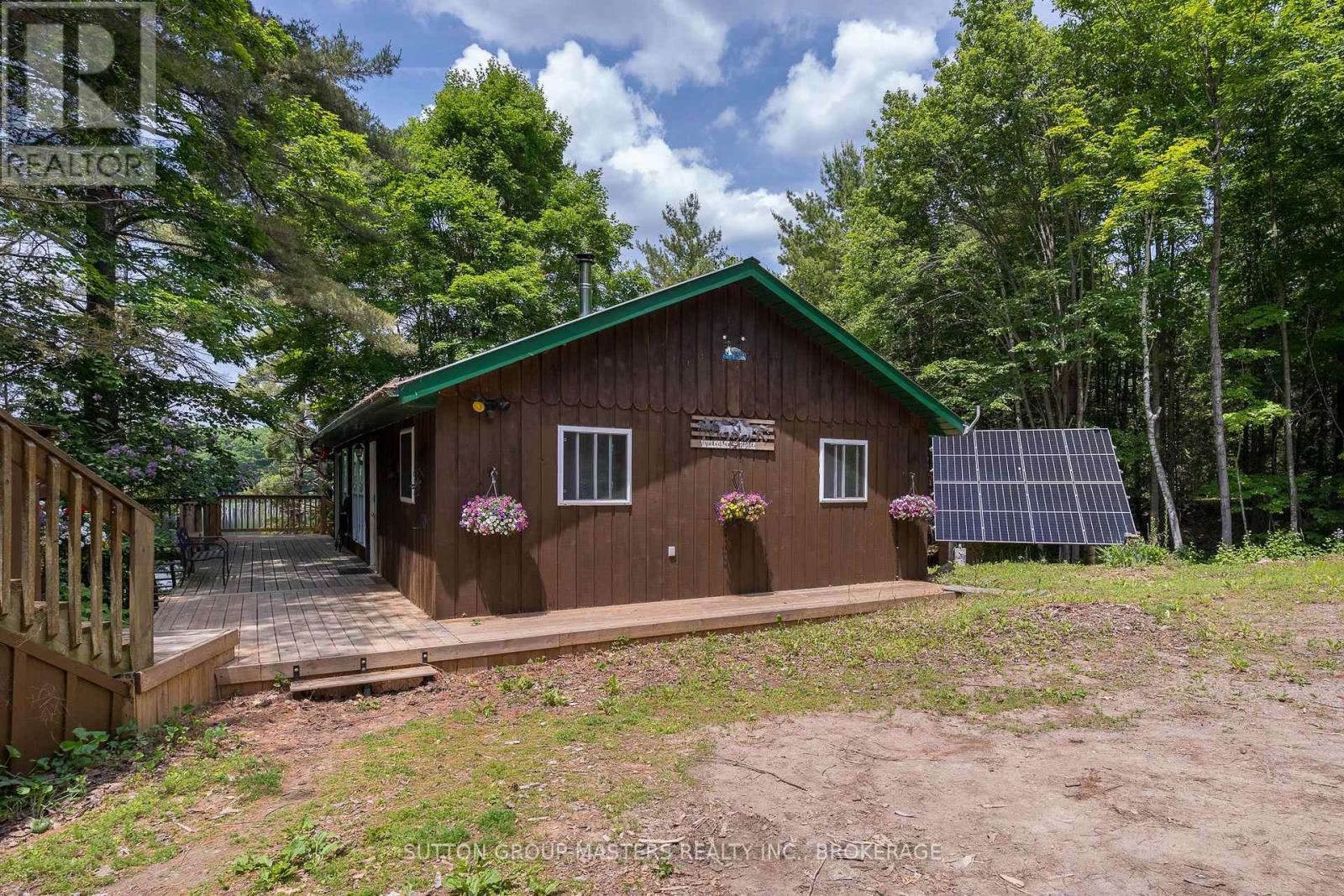 313 Raccoon Lake Trail Rd, Addington Highlands, ON K0H 1Z0