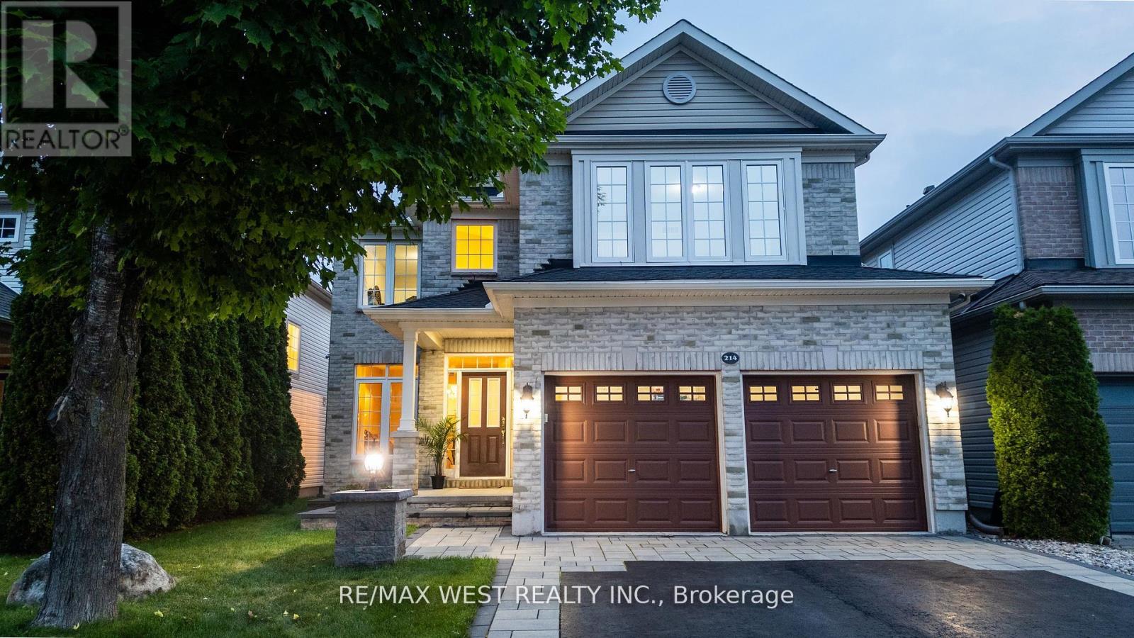 214 Castlegarth Cres, Ottawa, ON K2J 5N6