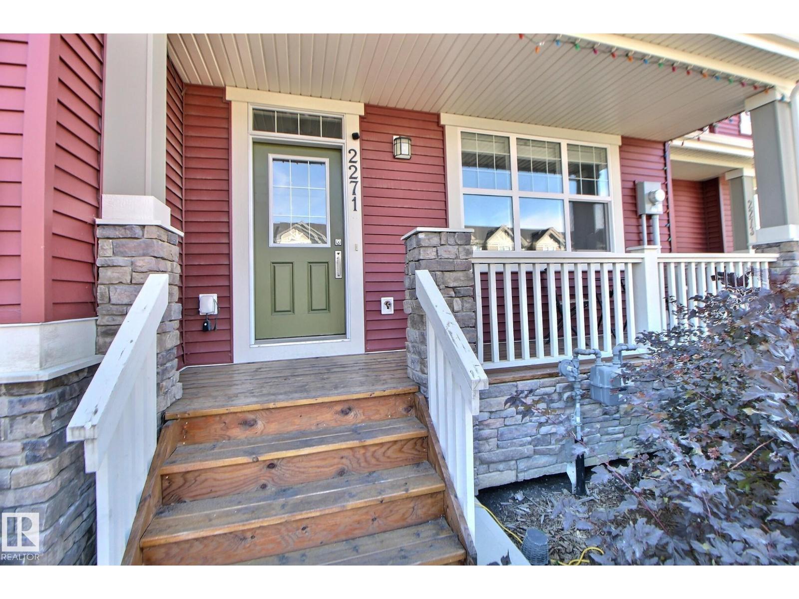 2271 Glenridding Bv SW, Edmonton, AB T6W 3P4