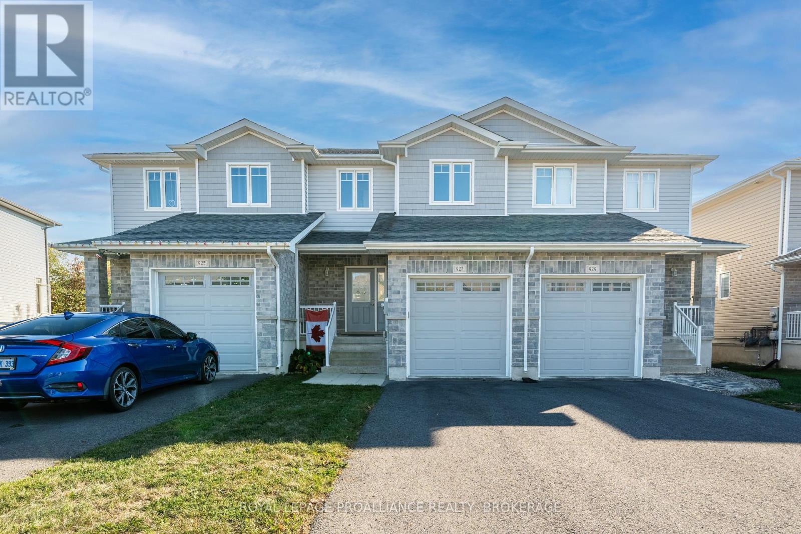 927 Blossom St, Kingston, ON K7P 0N2