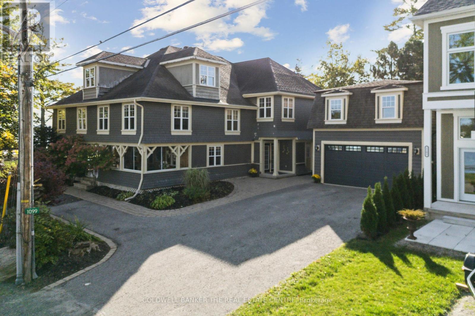 1099 Stoney Point Rd, Innisfil, ON L0L 1W0