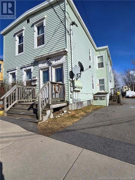 607-609 Ready, Saint John, NB E2M 3S4