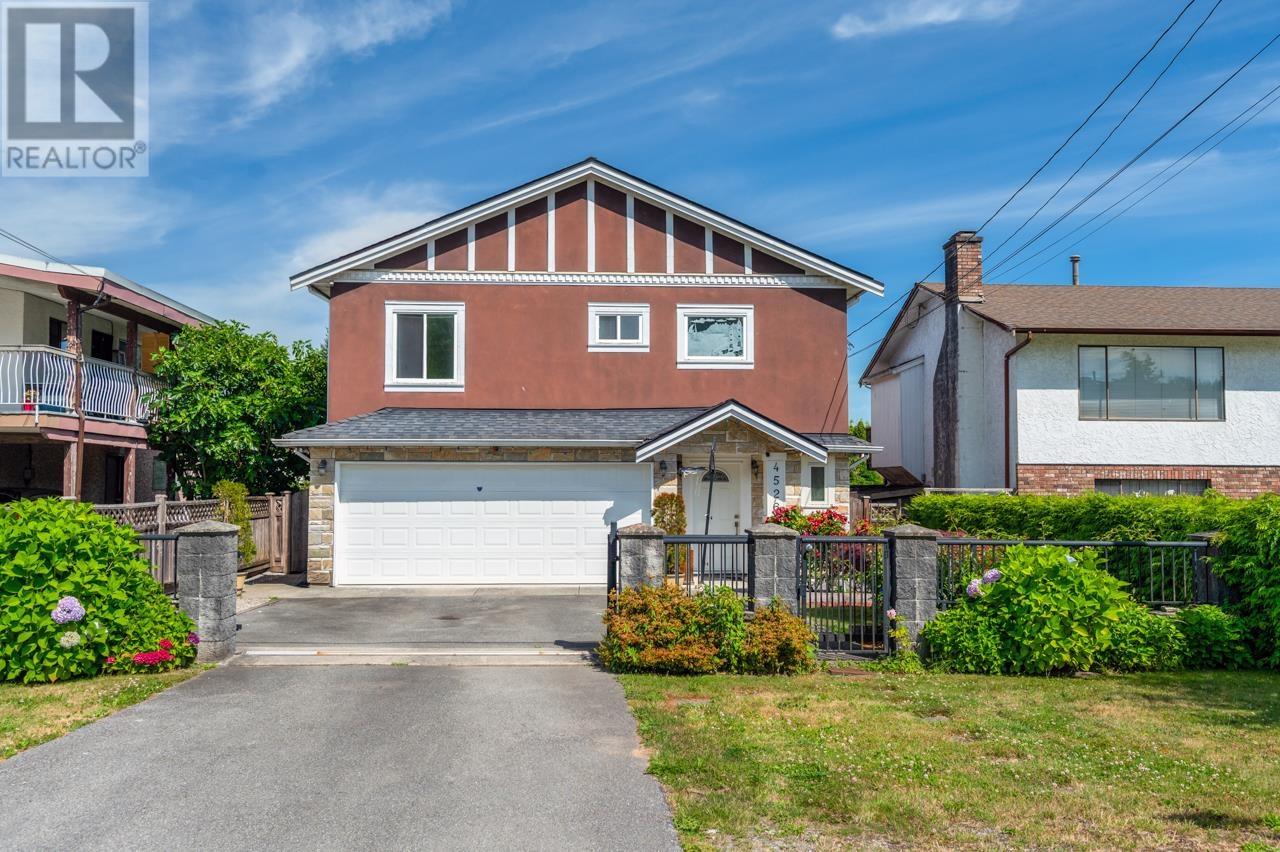 4526 Inman Ave, Burnaby, BC V5G 2Y1