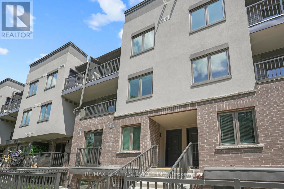 370 Fisher Mills Rd C64 Rd, Waterloo, ON L5L 0B8