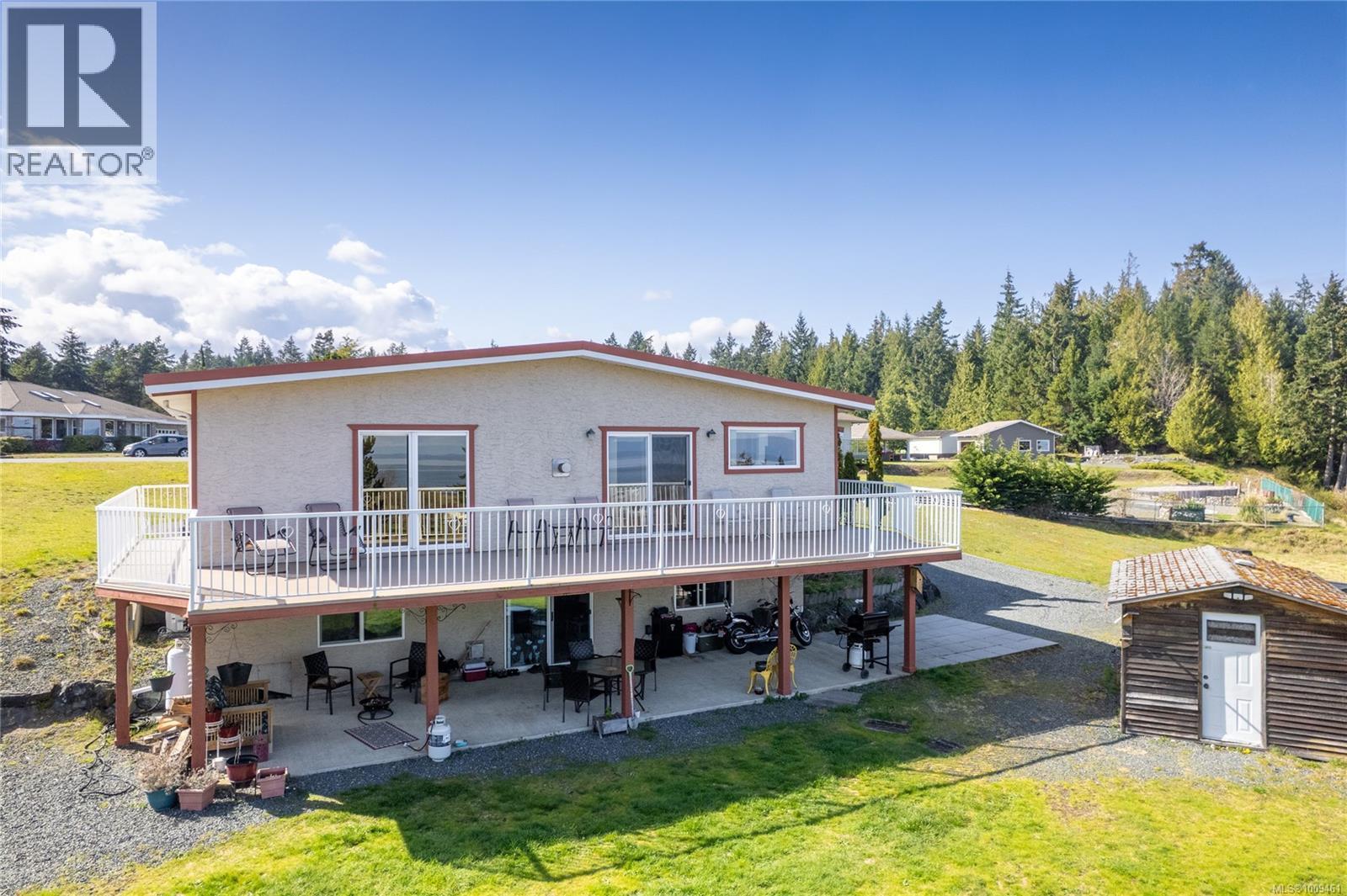3021 Raymur Pl, Qualicum Beach, BC V9K 2N9