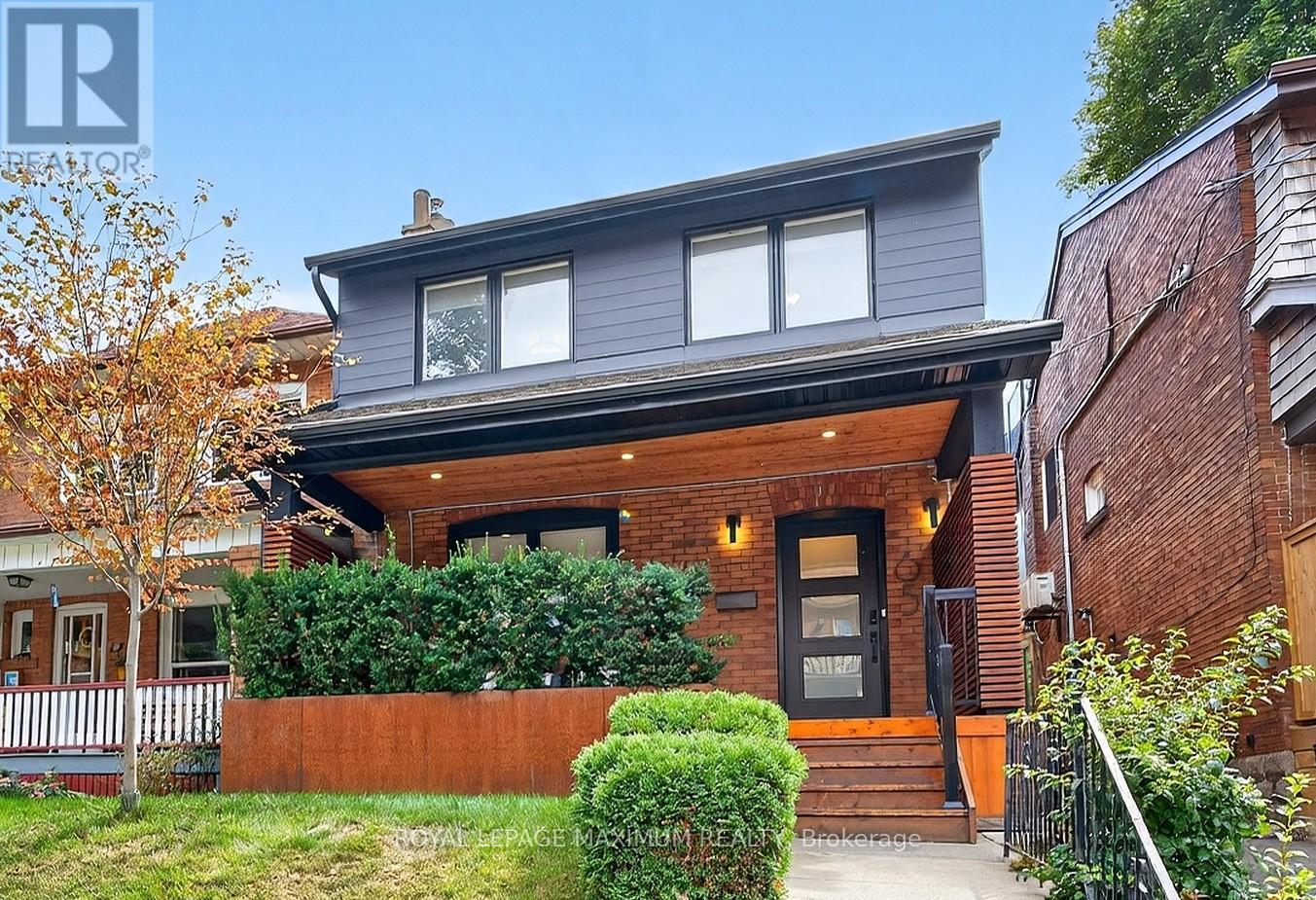65 Parkdale Rd, Toronto, ON M6R 1E3