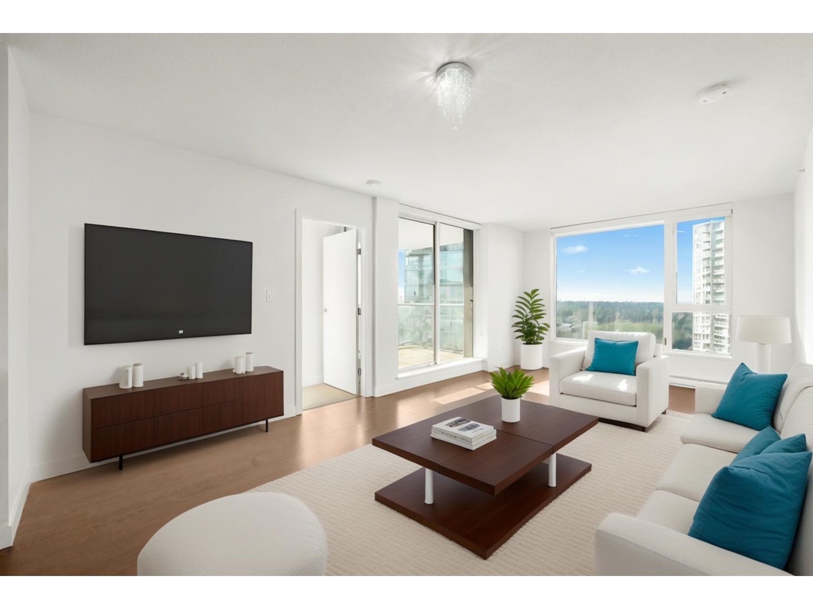 13696 100 Avenue Unit 3306, Surrey, BC V3T 0L5