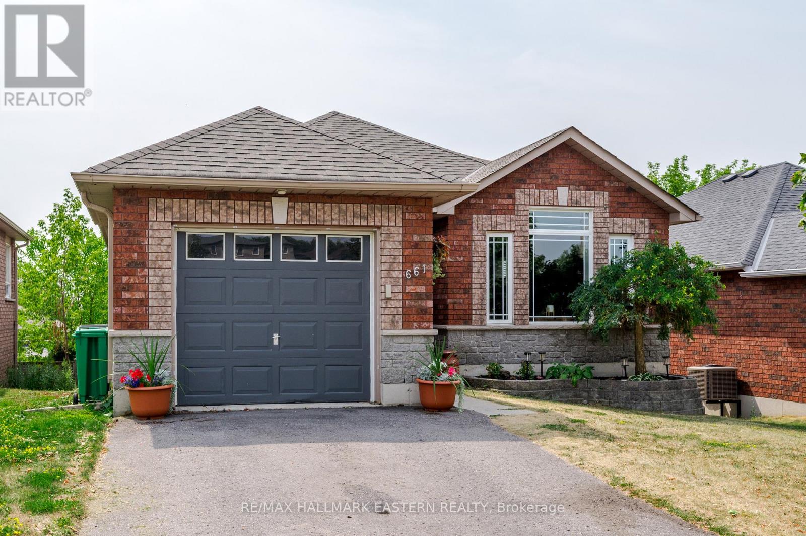 661 Trailview Dr, Peterborough, ON K9J 8P1