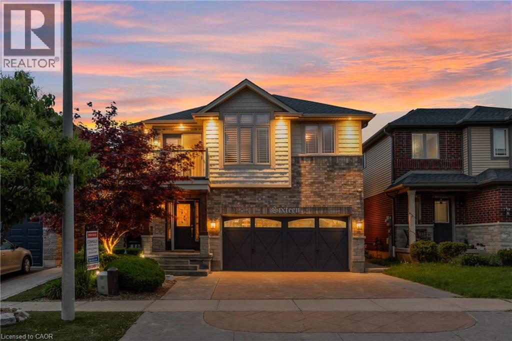 16 Sycamore Cres, Grimsby, ON L3M 5P7