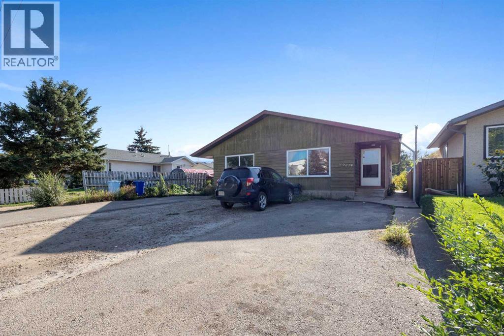 9907 Gordon #b, Fort Mcmurray, AB T9H 2E3