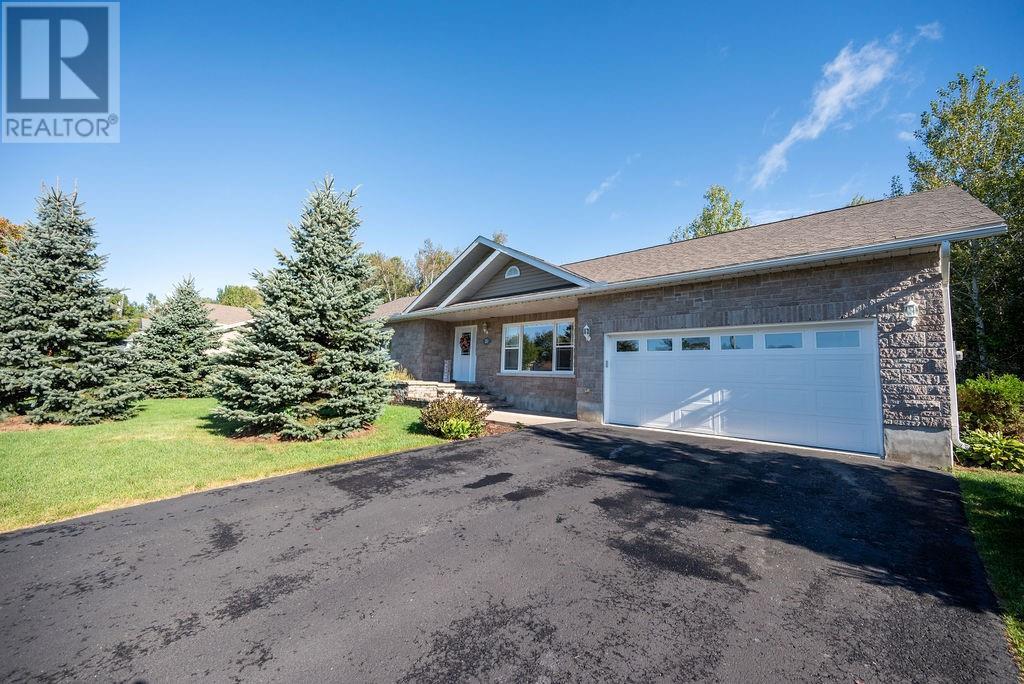 21 Cockcroft Cres, Deep River, ON K0J 1P0 MLS 1413962 Houseful