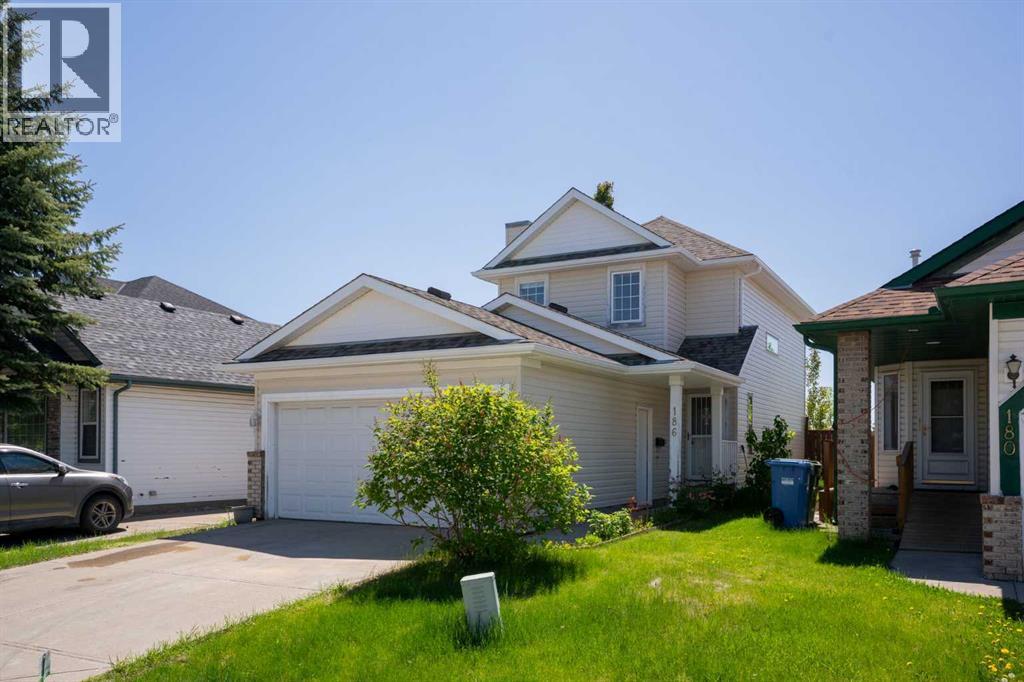 186 Harvest Rose Cir NE, Calgary, AB T3K 4M7