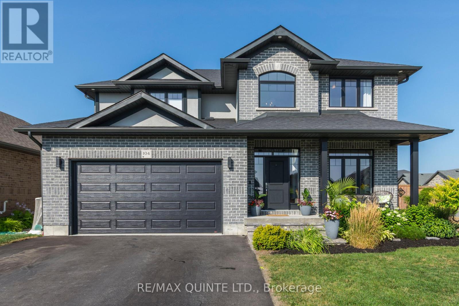 104 Hampton Ridge Dr, Belleville, ON K8N 0E6