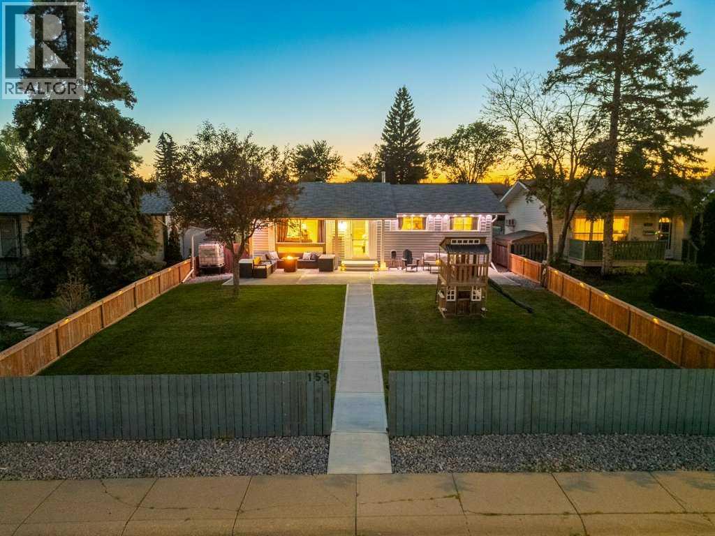 159 Rundlehorn Cres NE, Calgary, AB T1Y 1C5