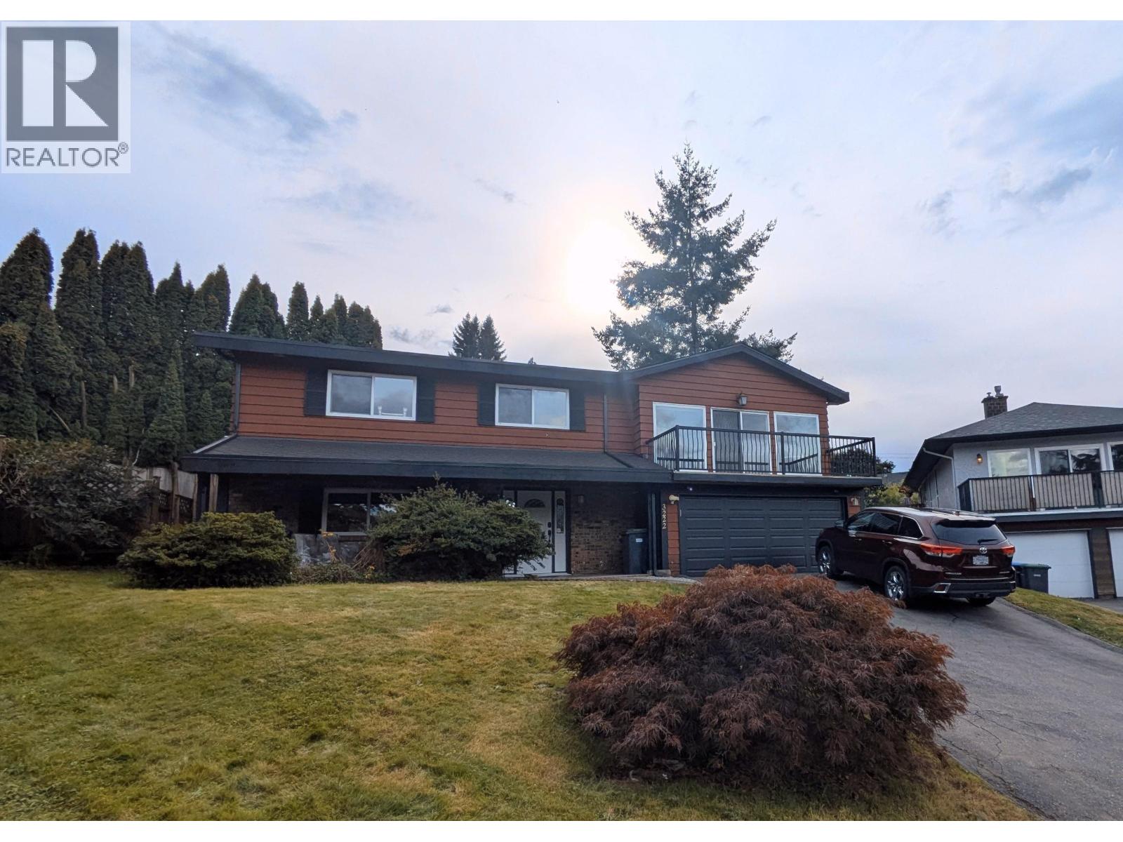 3222 Pinda Dr, Port Moody, BC V3H 3J7