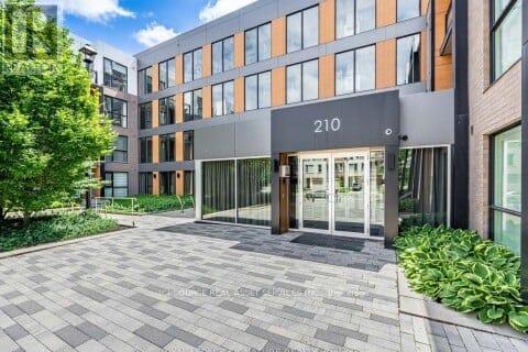 104 210 Sabina Dr, Oakville, ON L6H 0W6