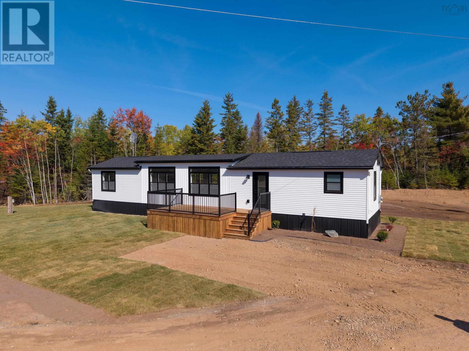 3 Pebble Ln, West St. Andrews, NS B0N 2J0