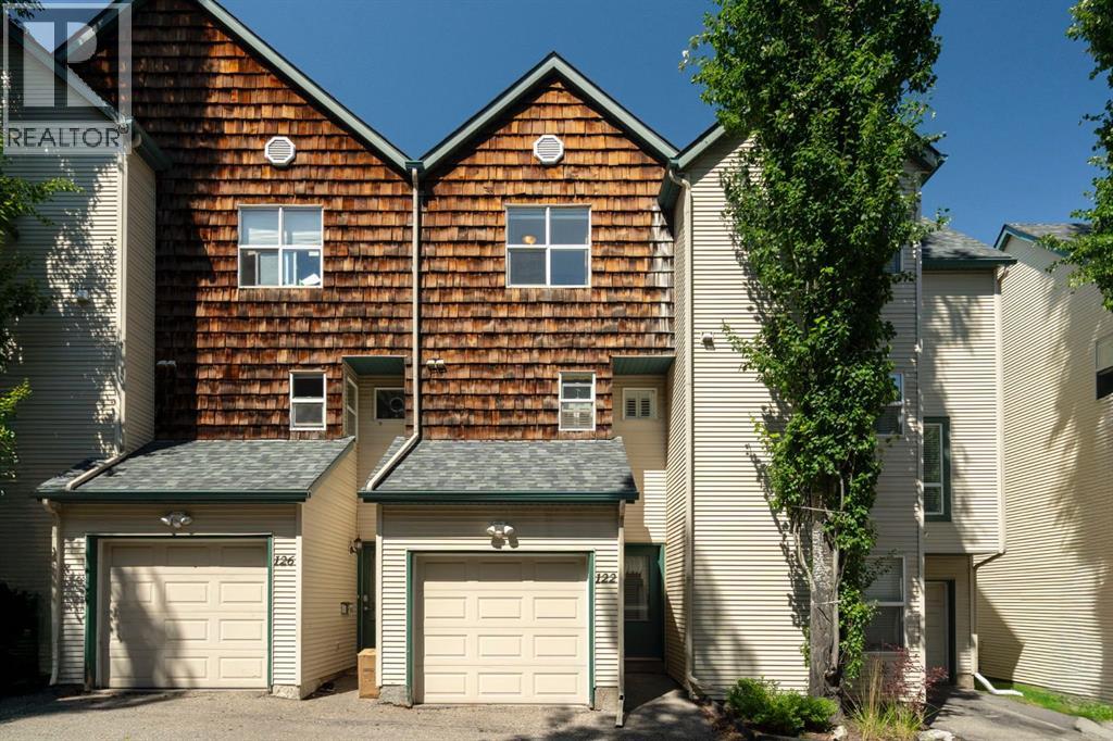 122 Bridlewood Ln SW, Calgary, AB T2Y 3X8