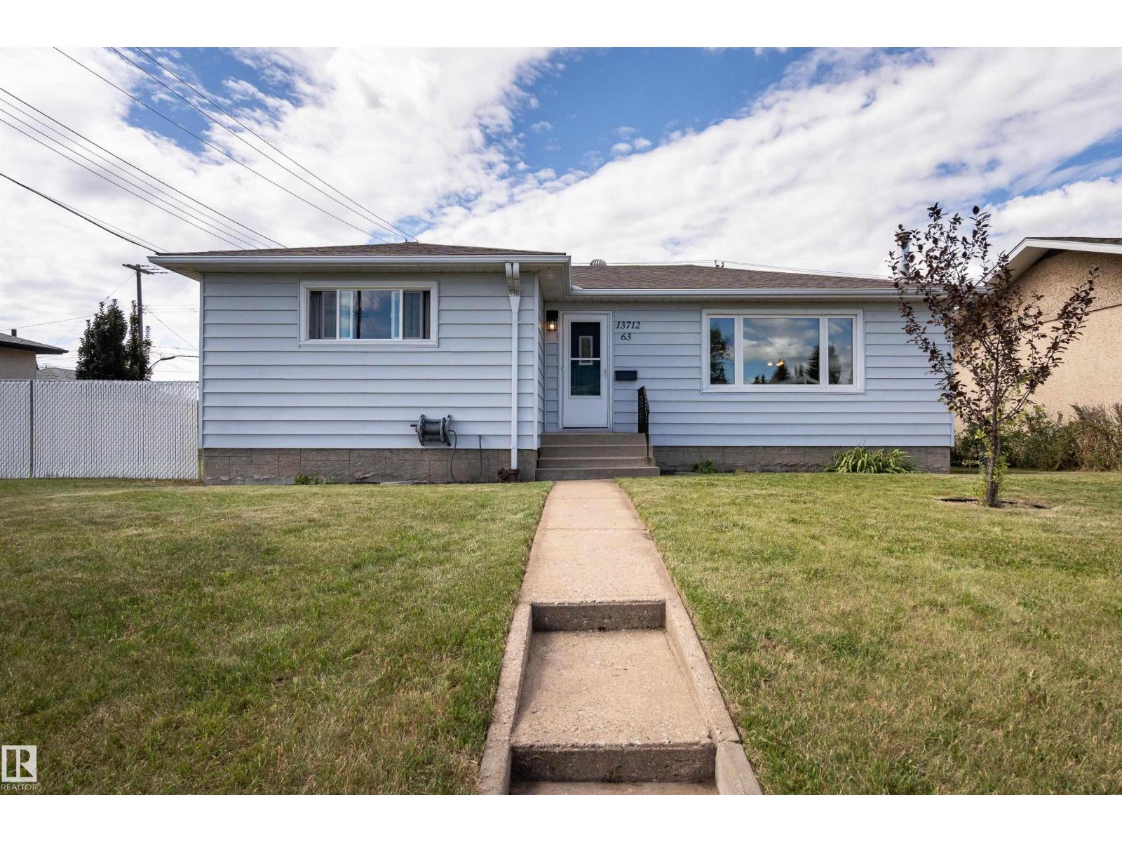 63 St Nw Unit 13712, Edmonton, AB T5R 1R3